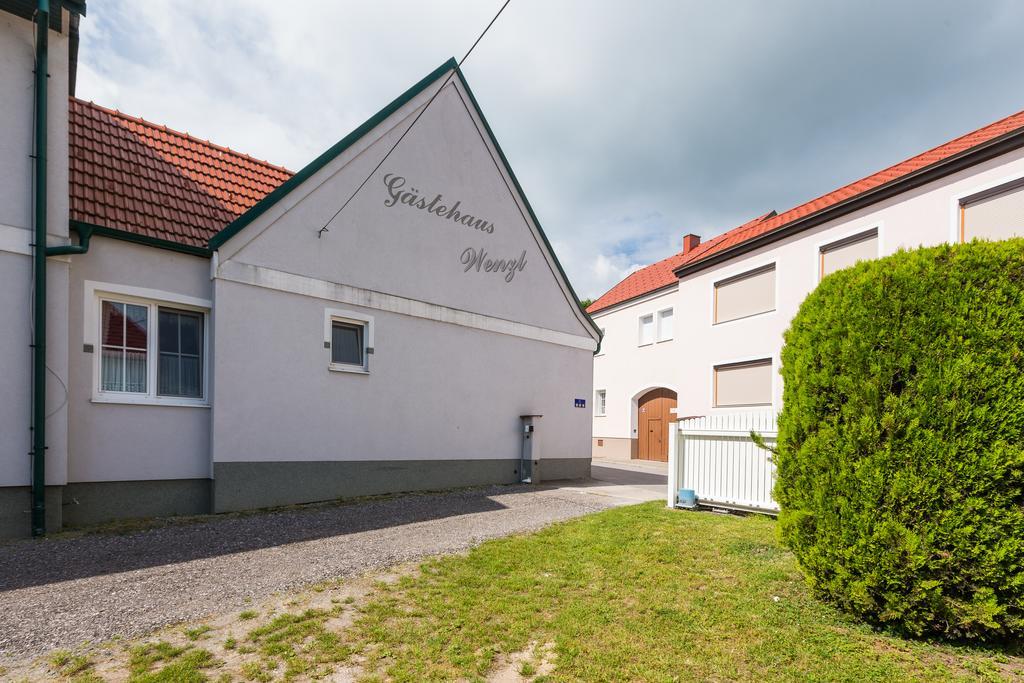 Gaestehaus - Doris - Wenzl Mörbisch am See Exterior foto